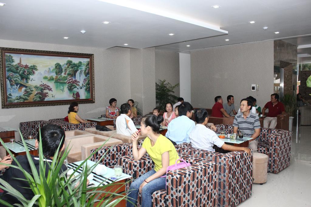 Hoang Ngoc Hotel Pleiku Buitenkant foto